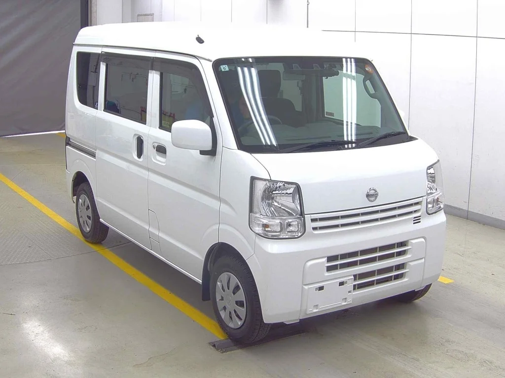 Nissan NV100 Clipper DR17V 2022
